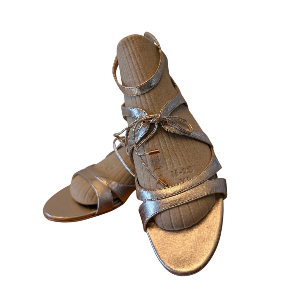 Chloe Gosselin Metallic Gold Leather Gladiator Strappy Flat Sandals‎ Italy 39.5